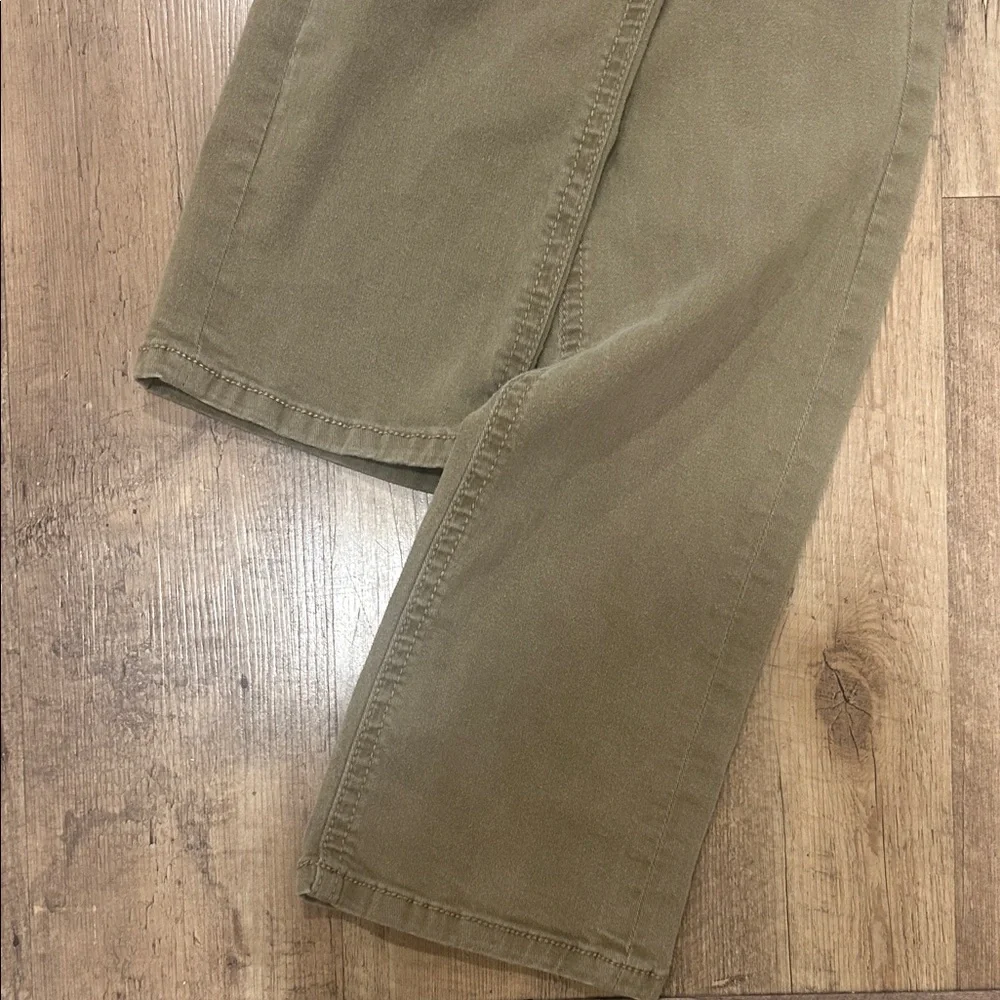 Men's Tan Chinos - Picture 3 of 4